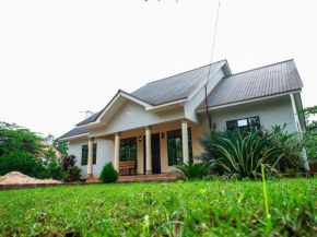 Karibu Cottage Safari